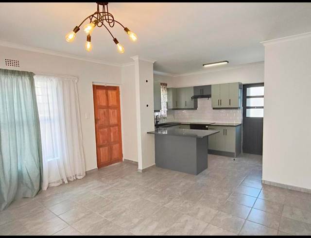 3 BEDROOM PROPERTY TO RENT IN VREDEKLOOF EAST